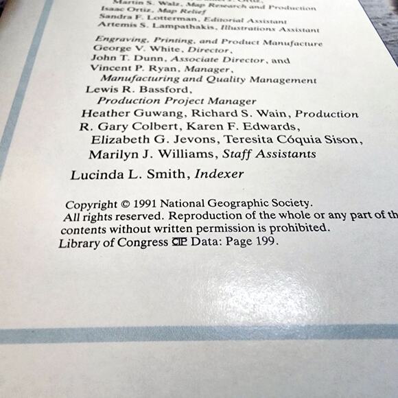 National Geographic: Canada's Incredible Coasts by Donald J. Crump (1993) - Picture 9 of 11